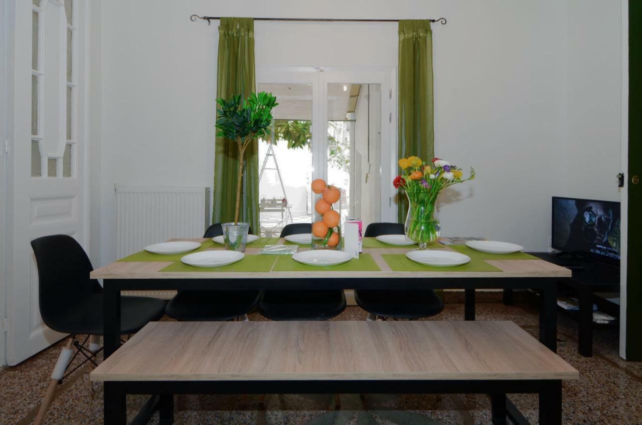 Apartamento Neoclassical House With Unique Athenian Yard Atenas