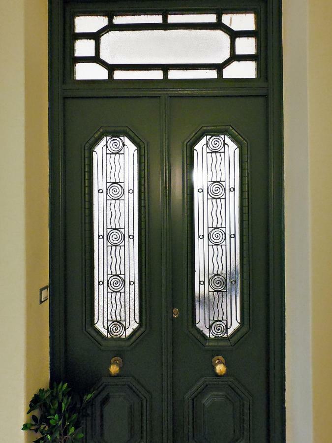 Neoclassical House With Unique Athenian Yard Apartment